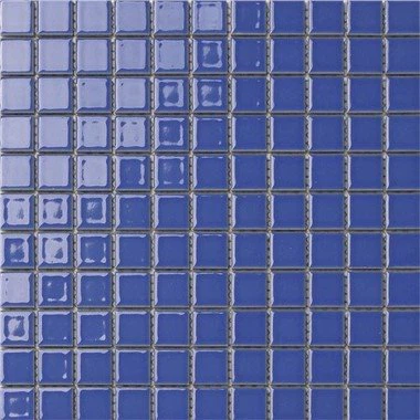 Venkovní dlaždicový bazén